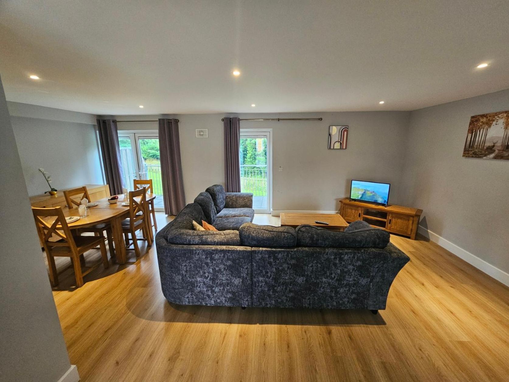 Shannon Oaks Apartments Portumna Eksteriør billede