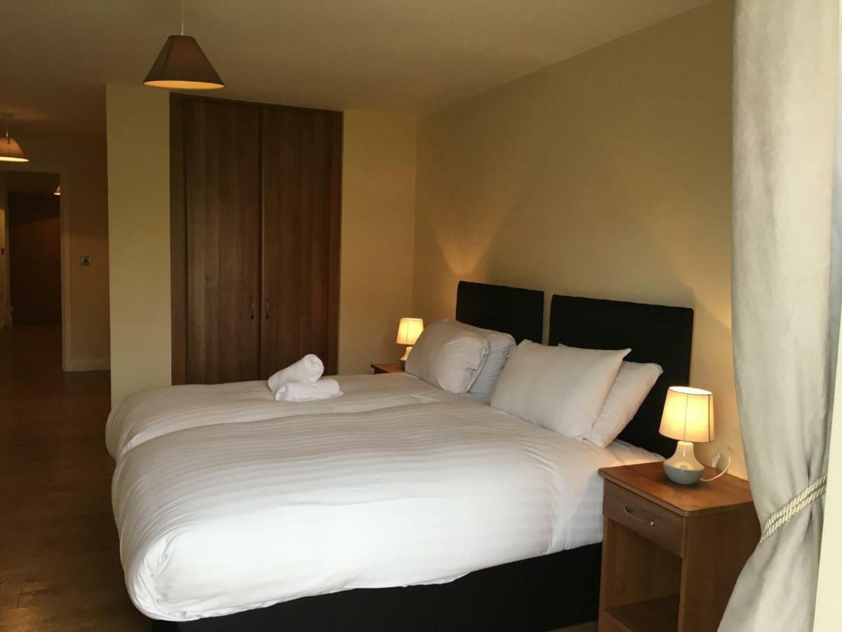 Shannon Oaks Apartments Portumna Eksteriør billede